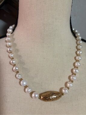 Pearl and Gold Bead Statement Necklace - White Pearls